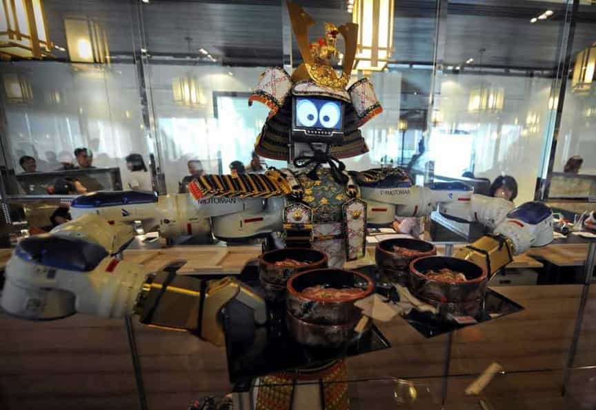 Hajime Restaurant robot localiarreda