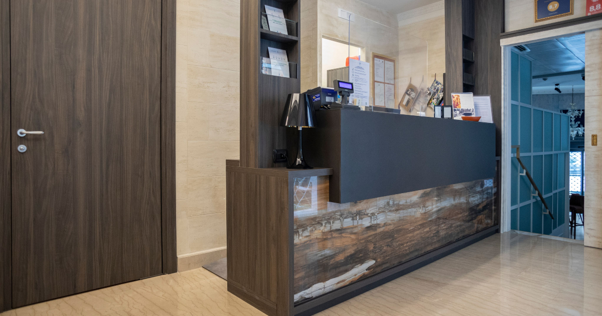 Hotel Fellini, reception | LocaliArreda