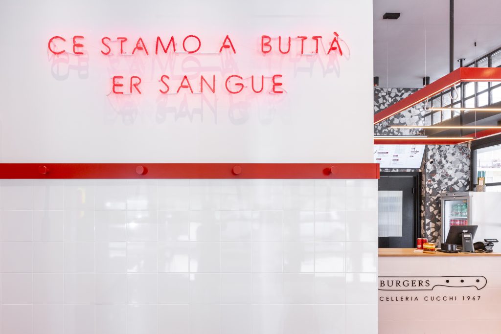 Burgheria Cucchi Colli Portuensi scritta al neon