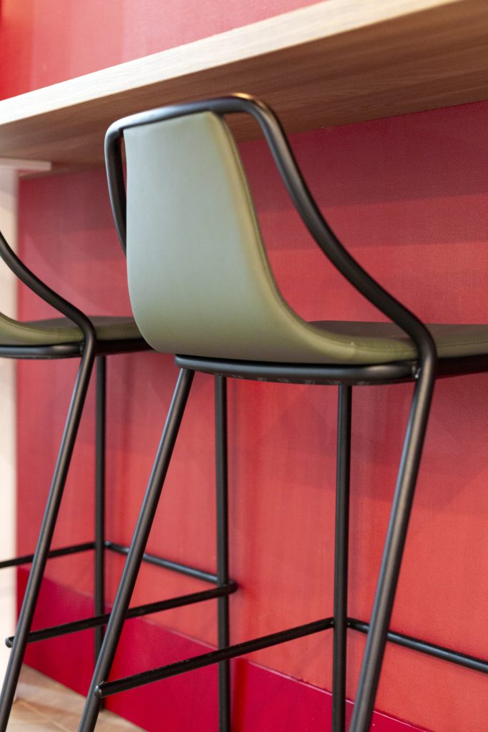 Mamma Pizza, Centro Comercial Primavera de Roma, sillas detalle